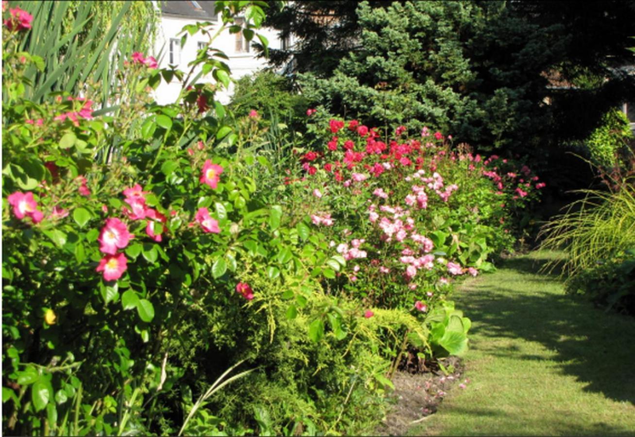 Au Jardin Des Deux Ponts Bed and Breakfast Abbeville Eksteriør billede